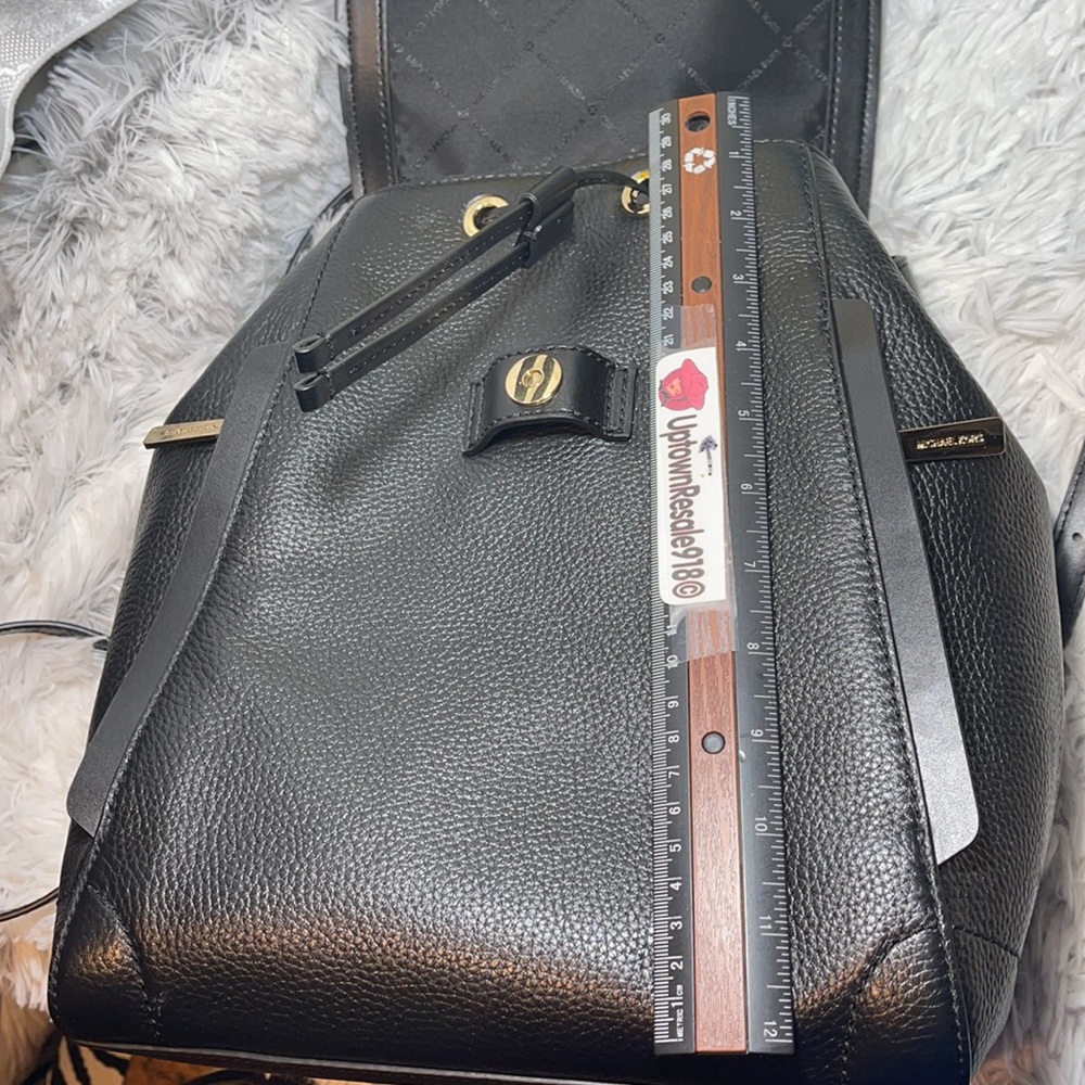 Michael Kors backpack Ginger MD black leather euc - Picture 10 of 12